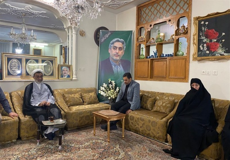 علمي،شهيد،كشور،فقهي،فرهنگي،اميرحسين،تلاشي،نخبگان،پيشرفته،دبير