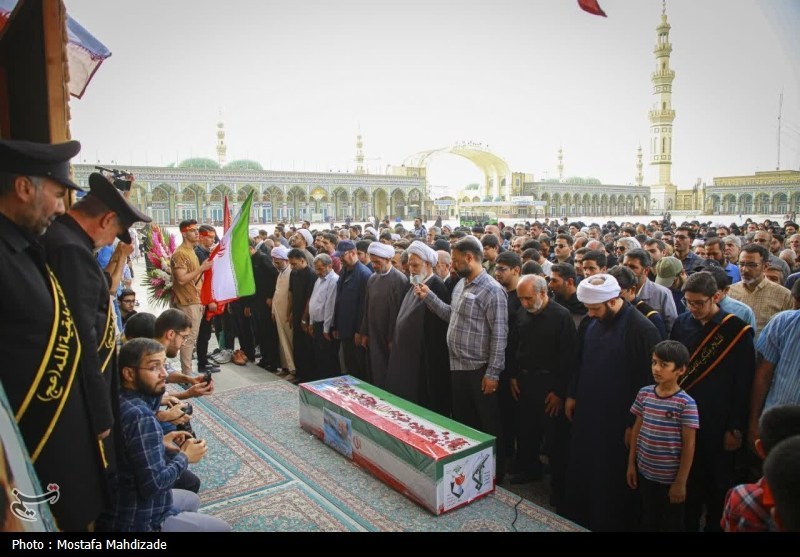 تشییع و تدفین پیکر شهید سلگی در مسجد جمکران- عکس صفحه استان  ...