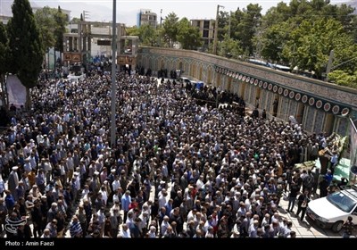 وداع باشکوه مردم فارس با پیکر شهید مرتضی بهرامی