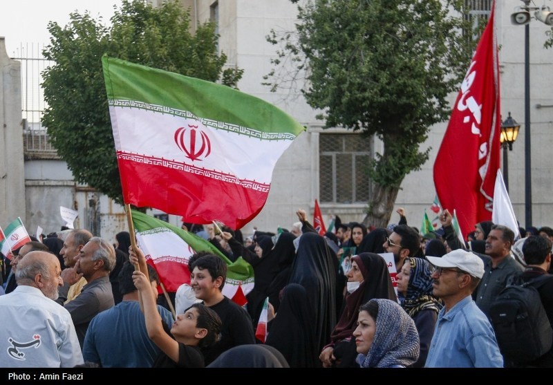 تجمع بشارت فتح در میدان شهداء شیراز- عکس صفحه استان تسنیم