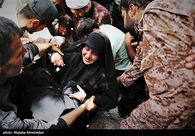 تشیع پیکر شهدای حملات رژیم صهیونیستی در شهرستان نهاوند