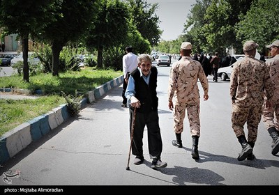 تشیع پیکر شهدای حملات رژیم صهیونیستی در شهرستان نهاوند