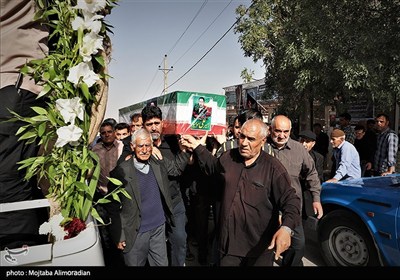 تشیع پیکر شهدای حملات رژیم صهیونیستی در شهرستان نهاوند
