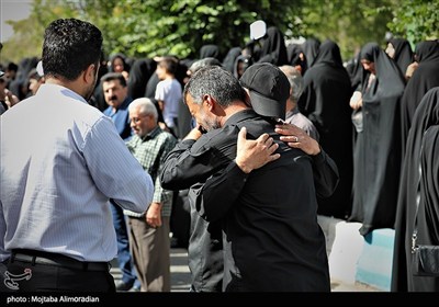 تشیع پیکر شهدای حملات رژیم صهیونیستی در شهرستان نهاوند