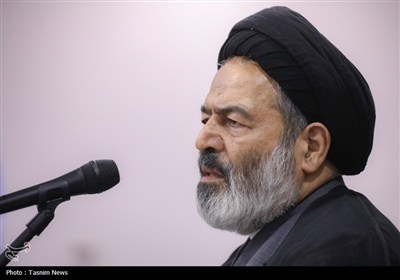 نشست روحانیون، معین و معینه های کاروان ها در مکه مکرمه