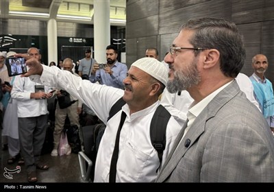 بازدید حاج آقا نواب از ایستگاه قطار مکه