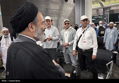 بازدید حاج آقا نواب از ایستگاه قطار مکه