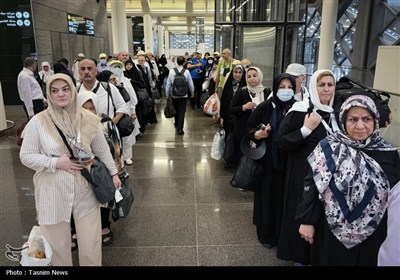 بازدید حاج آقا نواب از ایستگاه قطار مکه
