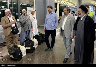 بازدید حاج آقا نواب از ایستگاه قطار مکه