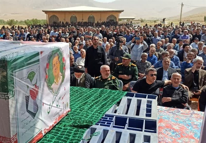 تشییع پیکر شهید دفاع از وطن"امین عسگری" در گهرو + فیلم