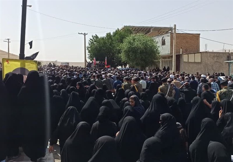 تشییع پیکر شهید دفاع از وطن"امین عسگری" در گهرو + فیلم