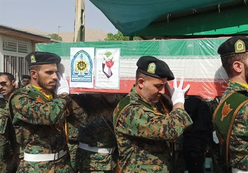 تشییع پیکر شهید دفاع از وطن"امین عسگری" در گهرو + فیلم