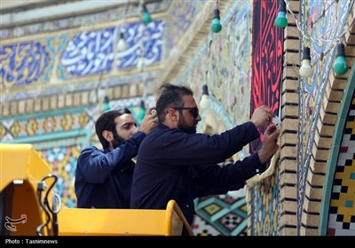 حرم حضرت معصومه(س) سیاهپوش عزای اباعبدالله(ع) شد