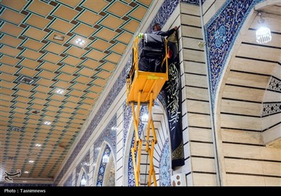 حرم حضرت معصومه(س) سیاهپوش عزای اباعبدالله(ع) شد