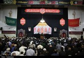 وداع با شهدای حملات رژِیم صهیونی در شب اول محرم در حرم