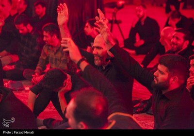 مراسم عزاداری شب اول محرم در کرمانشاه