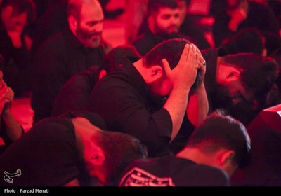 مراسم عزاداری شب اول محرم در کرمانشاه