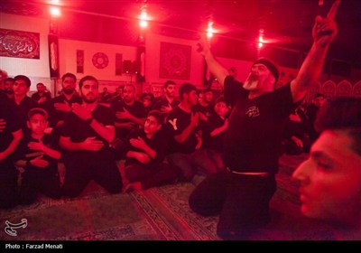 مراسم عزاداری شب اول محرم در کرمانشاه