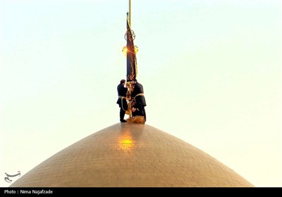 آیین اذن عزای امام حسین (ع) در حرم مطهر رضوی