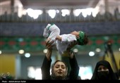 شیرخوارگان حسینی در همدان/ نوای مظلومیت در آغوش مادران+تصویر