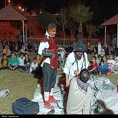 نمایش خیابانی آبکش آهنین