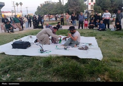 نمایش خیابانی آبکش آهنین