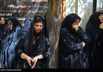  تشییع پیکر شهدای حمله رژیم صهیونی به زندان اوین