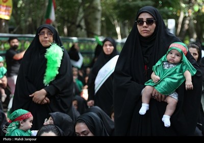 همایش شیرخوارگان حسینی در اصفهان
