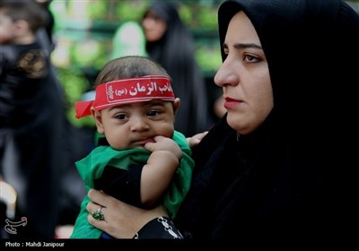 همایش شیرخوارگان حسینی در اصفهان
