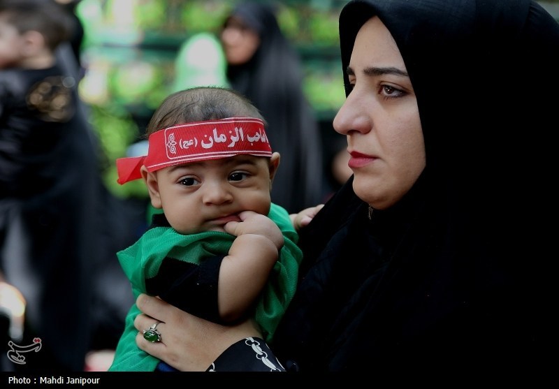 جلوه عشق با نذر شیرخوارگان اصفهانی در رکاب ولی‌عصر+فیلم و تصاویر