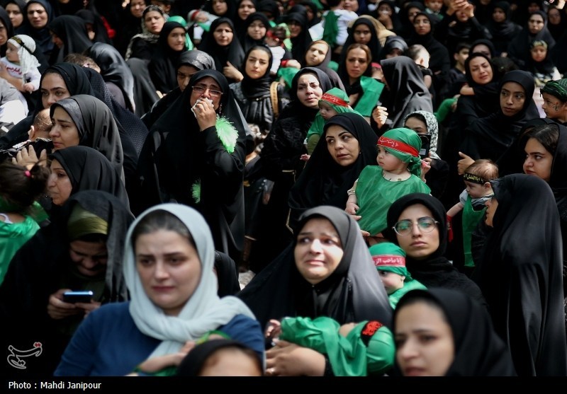 جلوه عشق با نذر شیرخوارگان اصفهانی در رکاب ولی‌عصر+فیلم و تصاویر