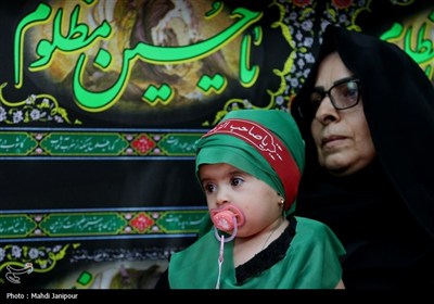 همایش شیرخوارگان حسینی در اصفهان