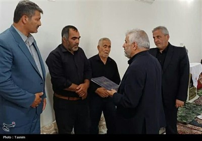 ايثارگران،امور،شهيدان،شهدا،استاندار،مشاور،مديركل،بنياد