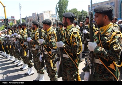 تشییع پیکر شهید مهدی قهرمانی در اردبیل