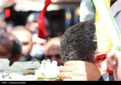 تشیع پرشور پیکر مطهر شهید مدافع وطن در اردبیل؛ سوگواره‌ای به رنگ عاشورا