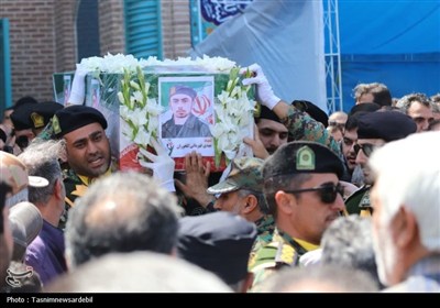 تشیع پرشور پیکر مطهر شهید مدافع وطن در اردبیل؛ سوگواره‌ای به رنگ عاشورا