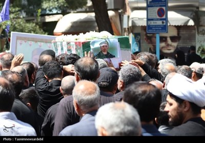 تشیع پرشور پیکر مطهر شهید مدافع وطن در اردبیل؛ سوگواره‌ای به رنگ عاشورا