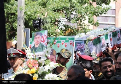 تشیع پرشور پیکر مطهر شهید مدافع وطن در اردبیل؛ سوگواره‌ای به رنگ عاشورا