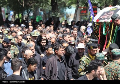 تشیع پرشور پیکر مطهر شهید مدافع وطن در اردبیل؛ سوگواره‌ای به رنگ عاشورا