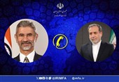 مباحثات هاتفیة بین وزیری خارجیة الإیرانی والهند