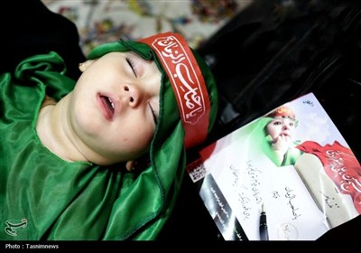 مشق علی‌اصغر شدن در رکاب حسین زمان