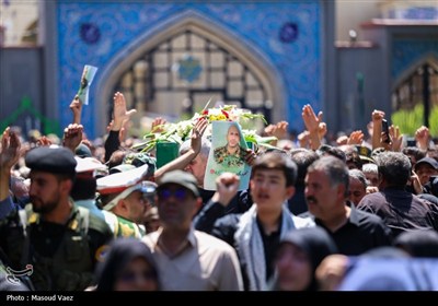 تشییع پیکر شهید مهدی رضازاده در تبریز
