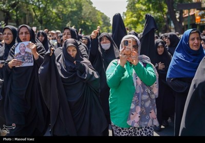 تشییع پیکر شهید مهدی رضازاده در تبریز
