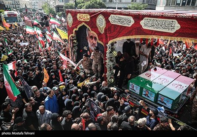 مراسم تشییع پیکر فرماندهان نظامی و دانشمندان کشورمان، که در پی تجاوز اخیر رژیم صهیونیستی