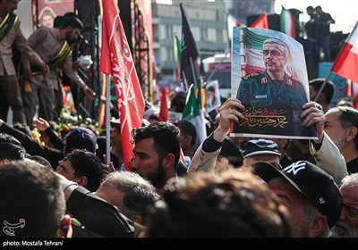مراسم تشییع پیکر فرماندهان نظامی و دانشمندان کشورمان، که در پی تجاوز اخیر رژیم صهیونیستی