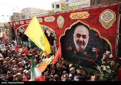 تشییع شهداء الاقتدار الوطنی فی طهران