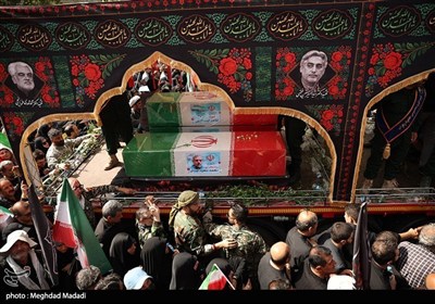 تشییع شهداء الاقتدار الوطنی فی طهران