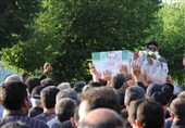 تشییع پیکر شهید «شیروانی» در بروجن؛ وداع مردم با فرزند فداکار وطن