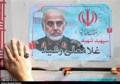 ايمان،رشيد،يقين،نامش،افق،شهيد،علي،مرامش،هياهوي،سلام،صبح،آتش، ...