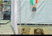 آماده سازی محل خاکسپاری پیکر سردار شهید محمد باقری